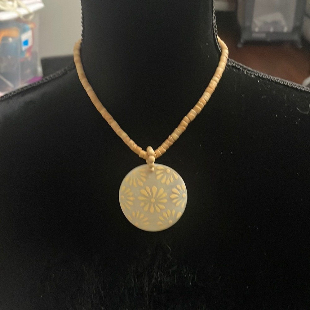 Spring Floral Shell Necklace -